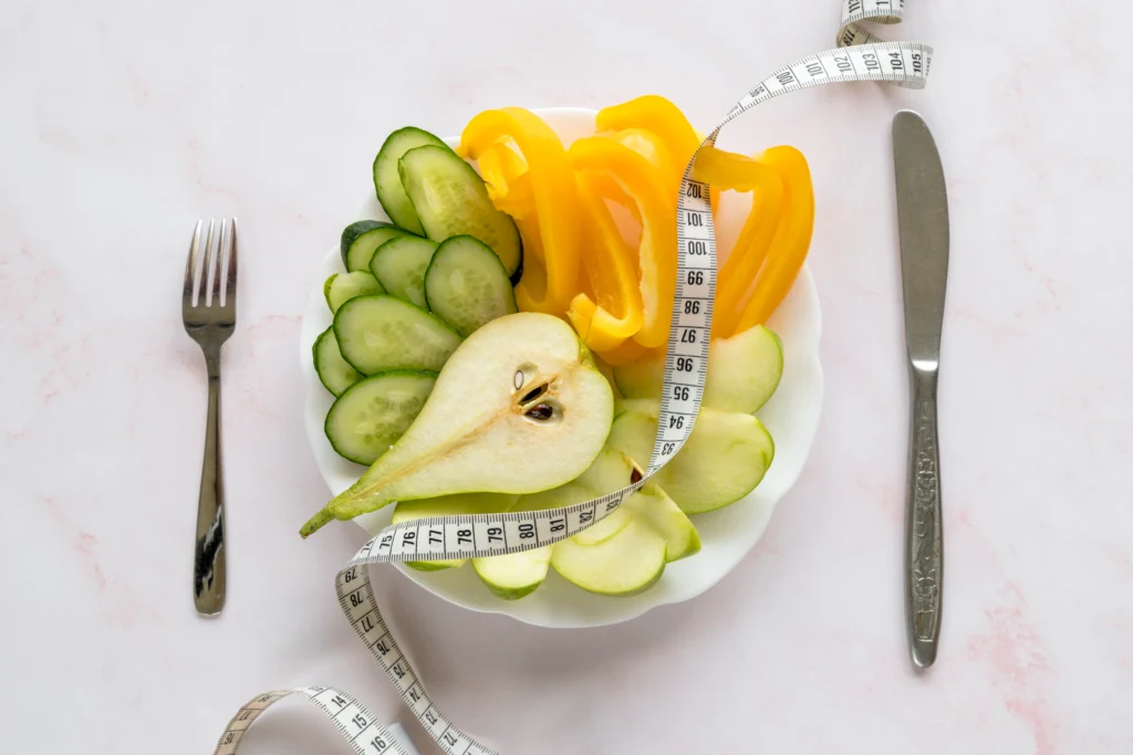 A woman following intermittent fasting meal plan to manage PCOS and promote healthy weight loss